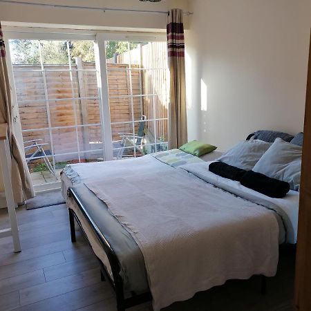 Chantilly Apartment Ickenham Exterior photo